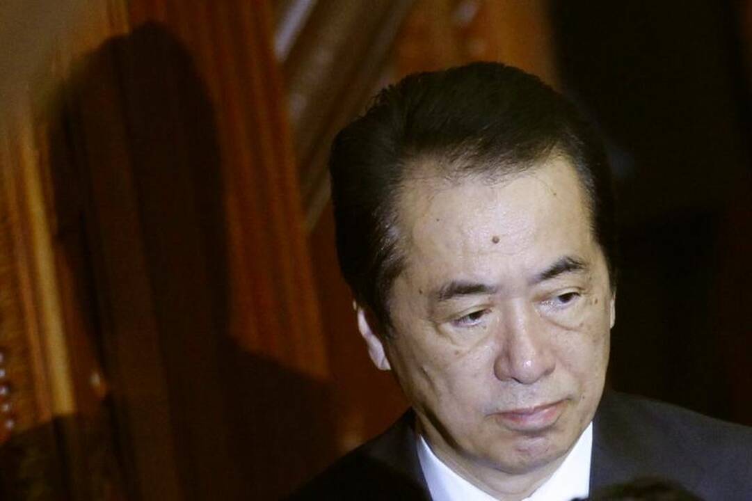 Japonijos premjeras laimėjo balsavimą dėl nepasitikėjimo