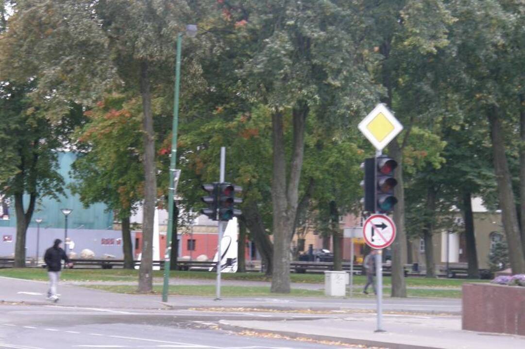 Dėl lėšų stygiaus stringa šviesoforo veikla 