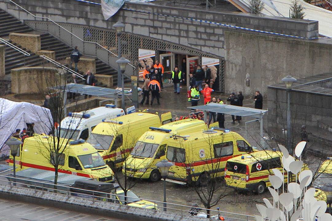 Belgijos miesto centre - mirtini sprogimai ir šūviai (atnaujinta)