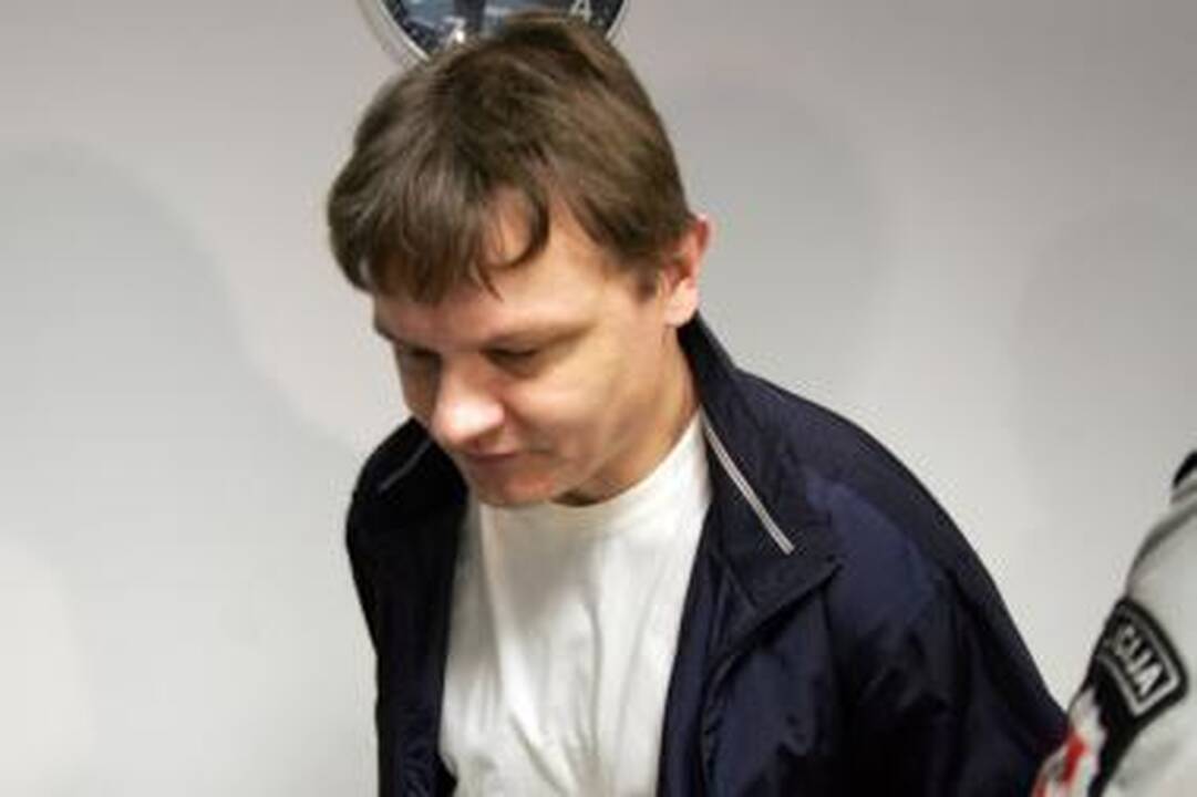 Prašoma pranešti apie buvusio kariškio galbūt seksualiai išnaudotus vaikus
