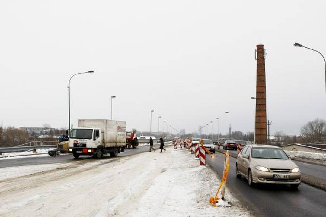 Mokyklos gatvės viadukas jau atidarytas (atnaujinta)