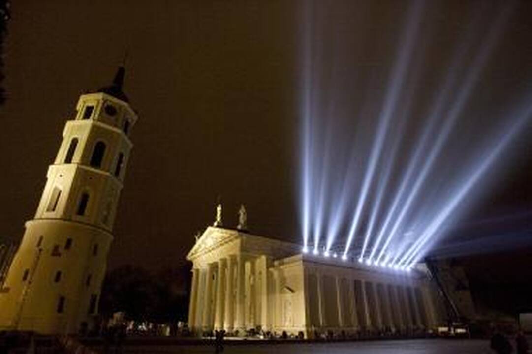 Vilniaus apšvietimą grasinęs išjungti RST padalinio direktorius bus atleistas (papildyta)