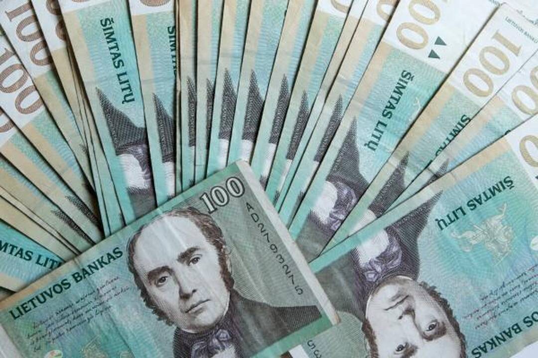 Telefoninių sukčių grobis – 3 tūkst. litų