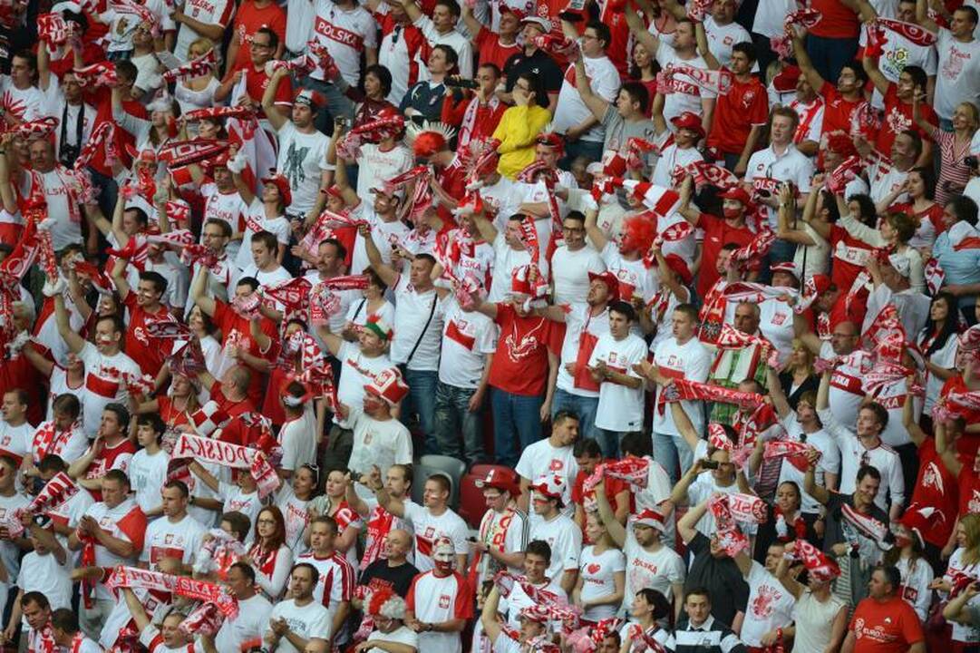 Euro 2012: Rusijos ir Lenkijos vienuolikės sužaidė lygiosiomis