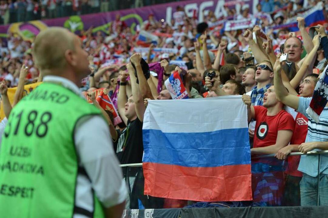 Euro 2012: Rusijos ir Lenkijos vienuolikės sužaidė lygiosiomis