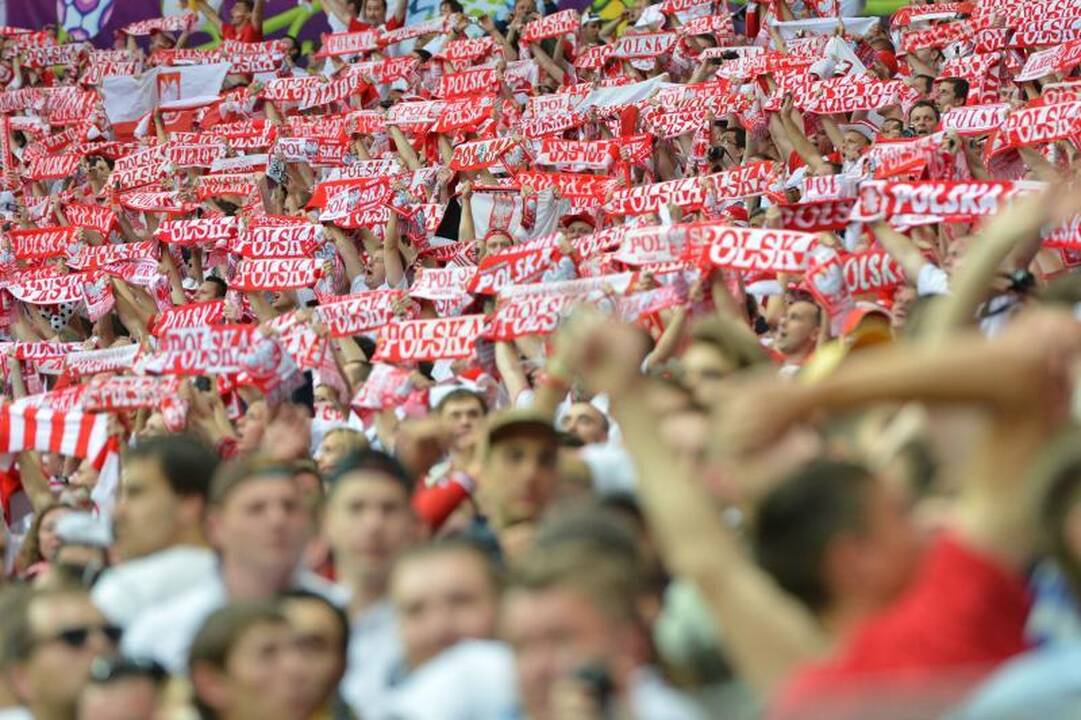 Euro 2012: Rusijos ir Lenkijos vienuolikės sužaidė lygiosiomis