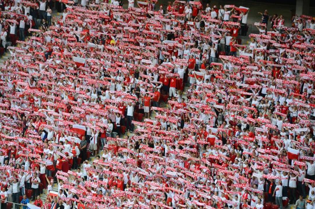 Euro 2012: Rusijos ir Lenkijos vienuolikės sužaidė lygiosiomis