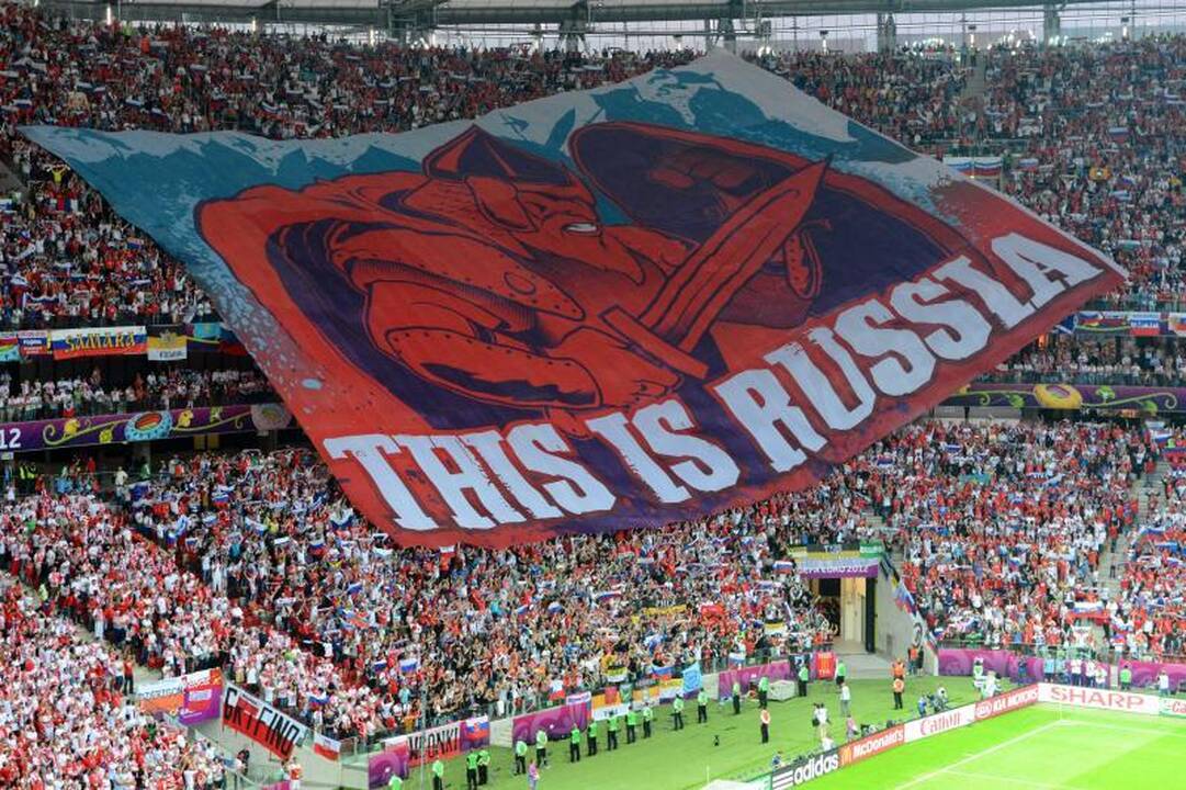 Euro 2012: Rusijos ir Lenkijos vienuolikės sužaidė lygiosiomis