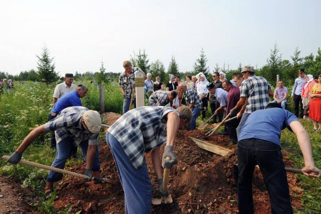 Paviešinti narų filmuoti vaizdai iš nuskendusios „Bulgarijos“