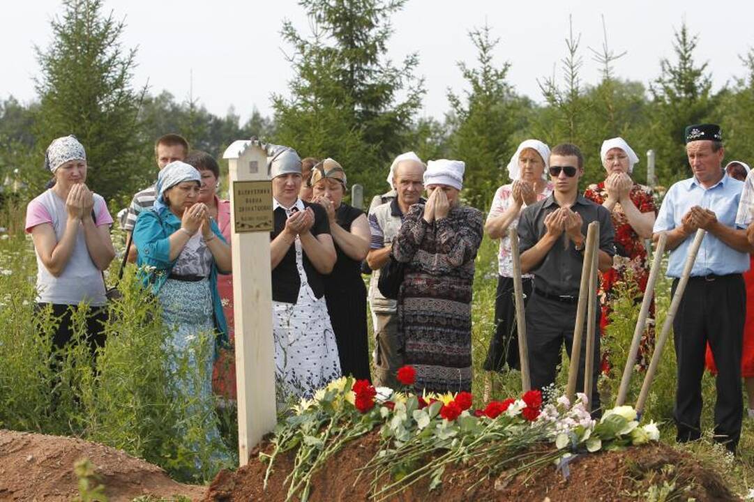 Paviešinti narų filmuoti vaizdai iš nuskendusios „Bulgarijos“