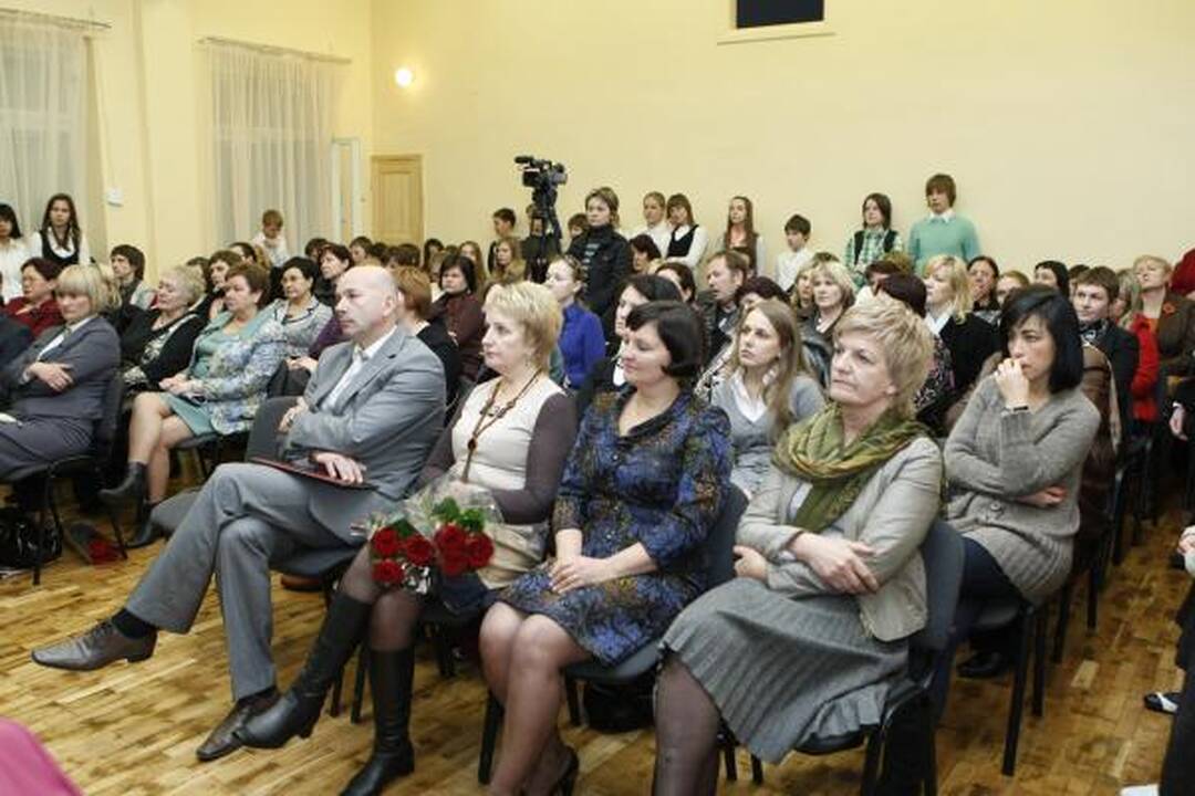 Švietimo ministras "Universa Via" sveikino su gimtadieniu