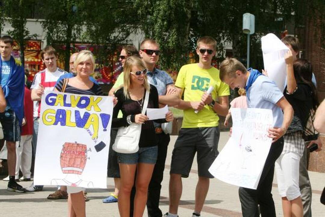 Klaipėdiečiai reikalavo ministrų atsistatydinimo