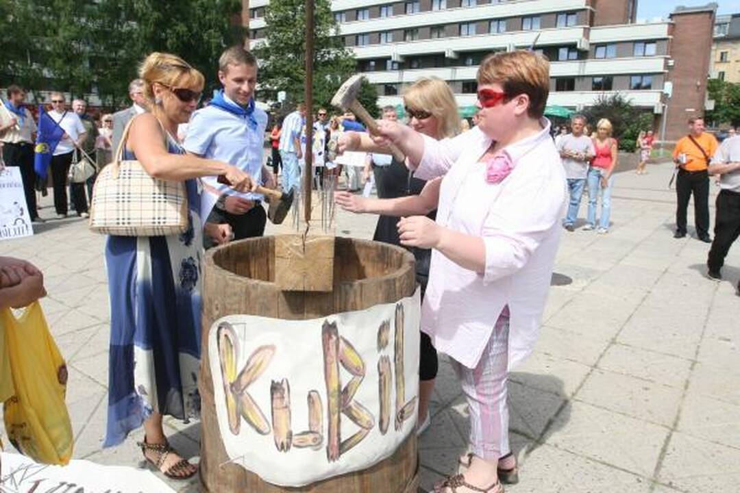 Klaipėdiečiai reikalavo ministrų atsistatydinimo