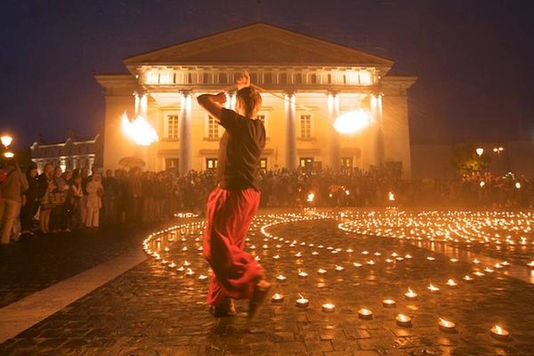 Vilniuje liepsnojo mandalos