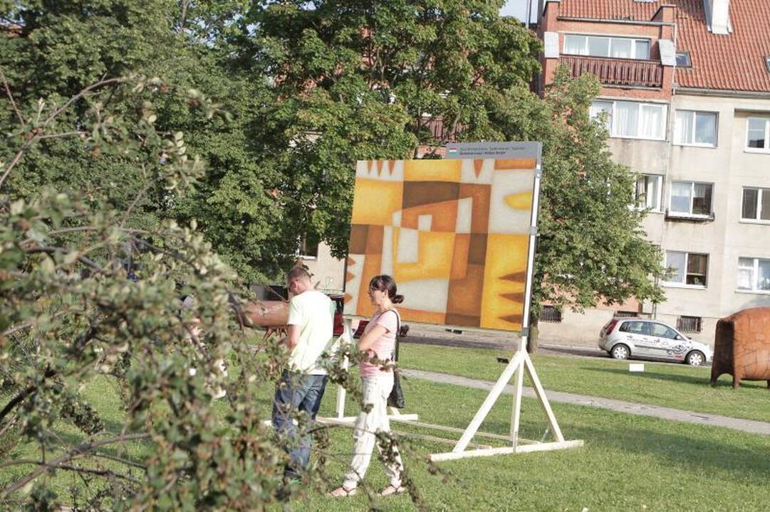 Švenčiančios Klaipėdos skvere – tarptautinė lauko tapybos paroda
