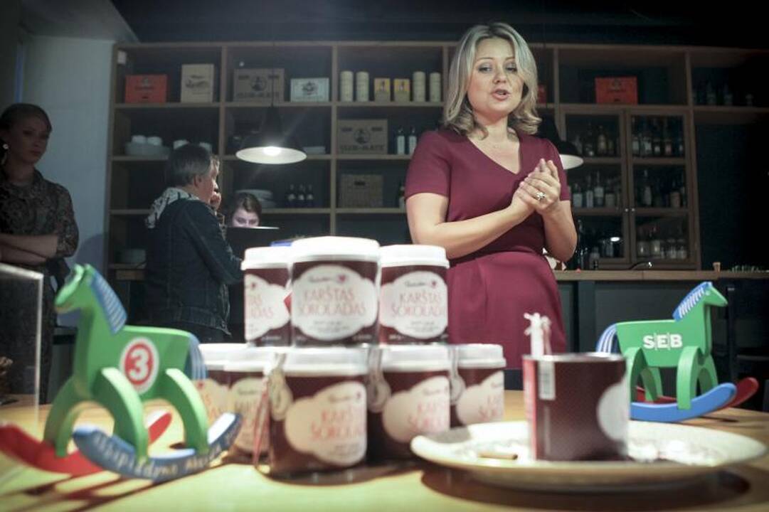 B. Nicholson prie „Išsipildymo akcijos“ prisideda gurmanišku šokoladu