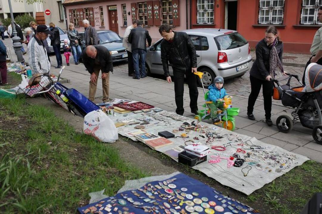 Klaipėdos senamiestyje atgimė blusų turgus