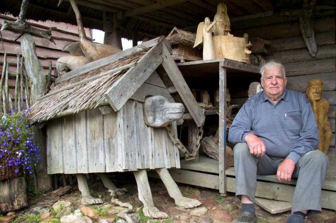Vilniuje atidengta paminklinė lenta A.M.Brazauskui 