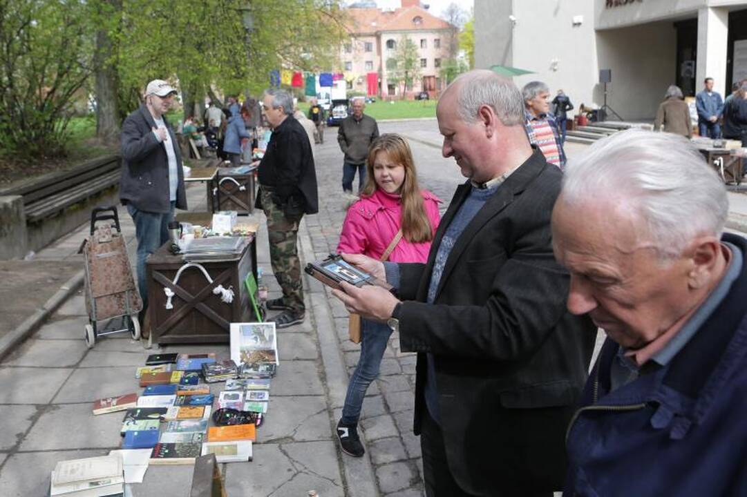 Klaipėdos senamiestyje atgimė blusų turgus
