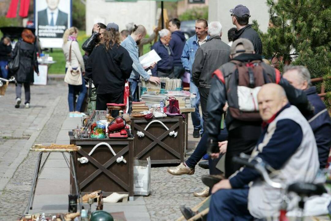 Klaipėdos senamiestyje atgimė blusų turgus