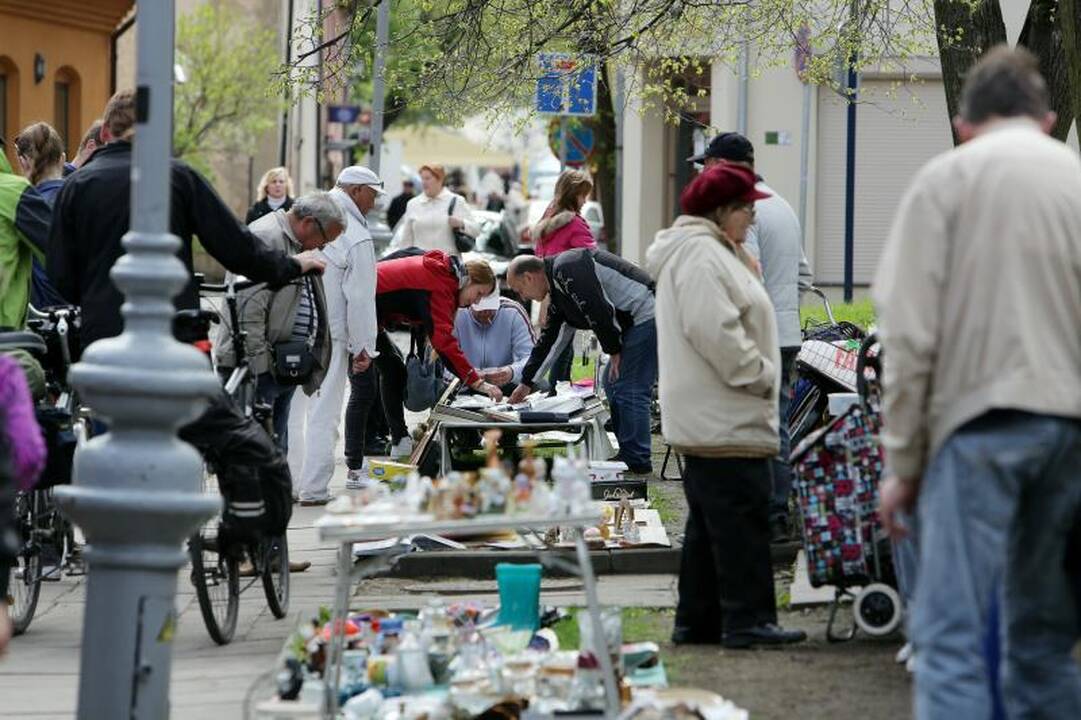 Klaipėdos senamiestyje atgimė blusų turgus
