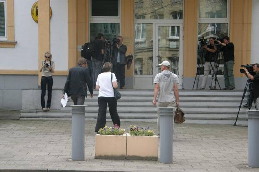 „Iki“ darbuotojų kantrybė išseko (papildyta)