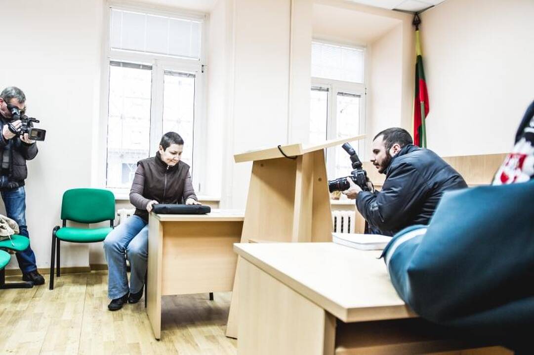 „Tiesos“ byla subyrėjo į šipulius: paauglės mama – išteisinta 