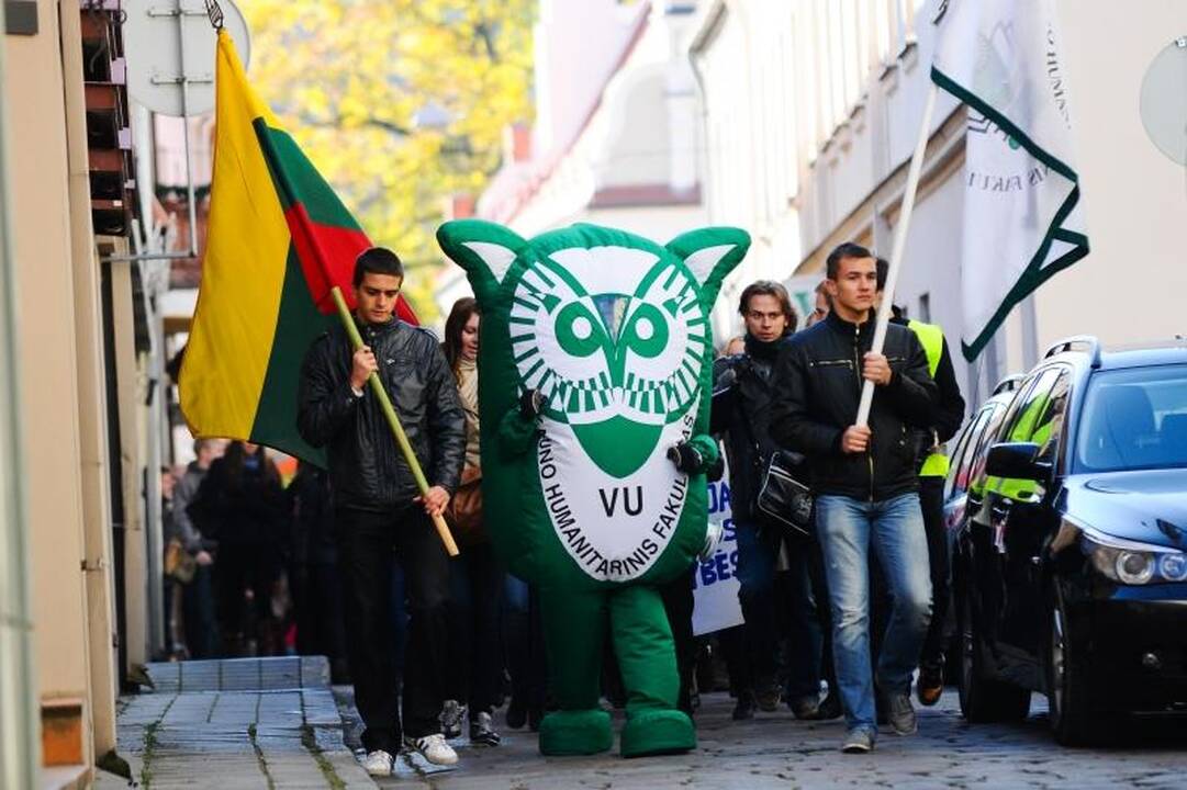 Protestuojantys studentai užplūdo Kauno gatves