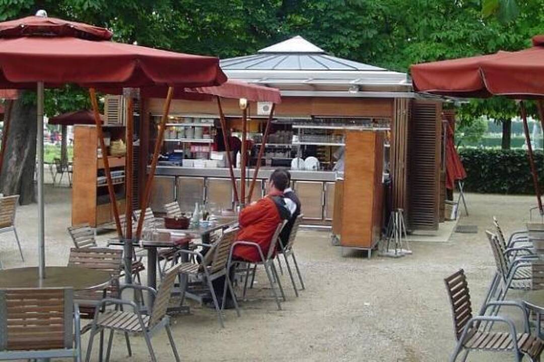 Sereikiškių parkas - su čiuožyklomis ir fontanais