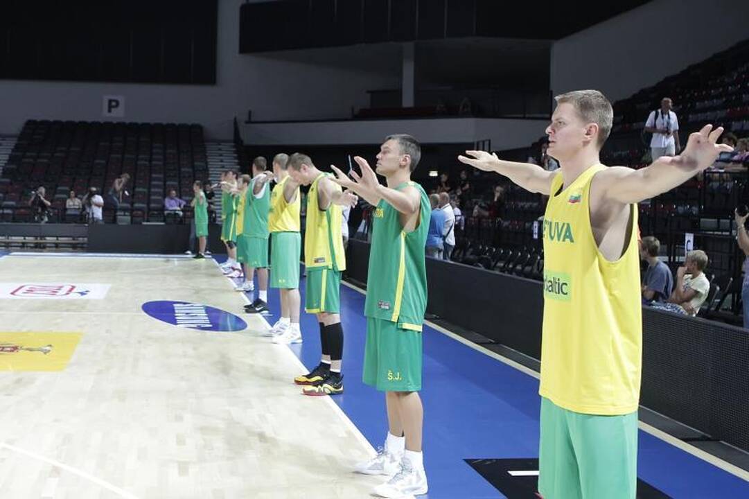 Rinktinė ruošiasi krikštui Klaipėdos arenoje