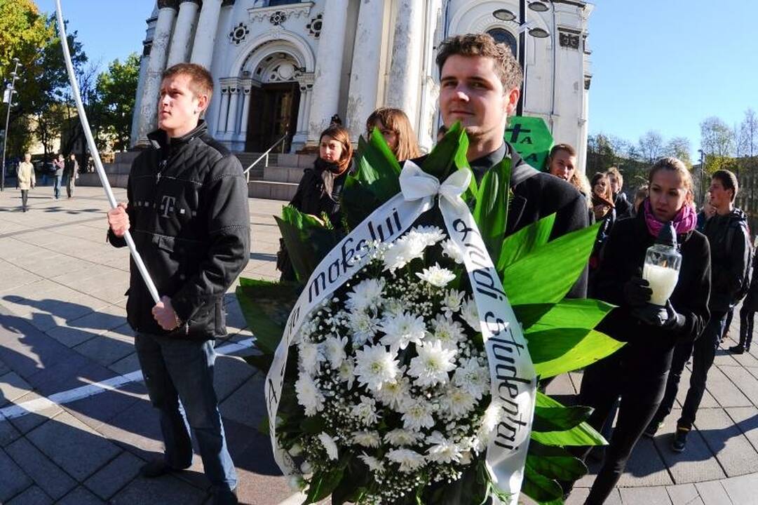 Protestuojantys studentai užplūdo Kauno gatves