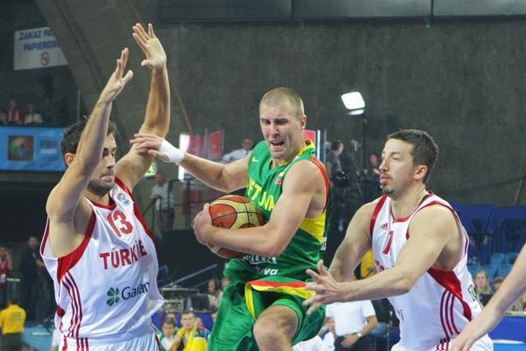 Europos čempionato starte - Lietuvos krepšininkų nesėkmė