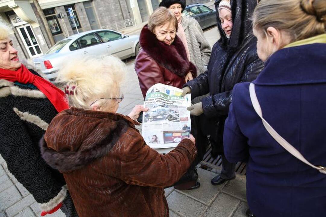 Eilėje prie buvusio Ūkio banko vos nekilo muštynės 