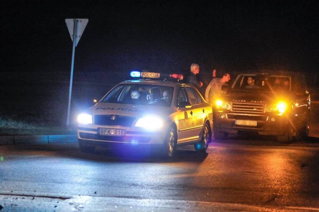 Avarijos Baltų prospekte: sumuštas kaltininkas, taranuota greitoji