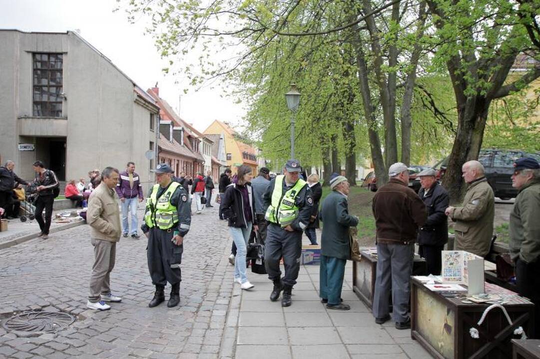 Klaipėdos senamiestyje vėl veikia blusų turgus