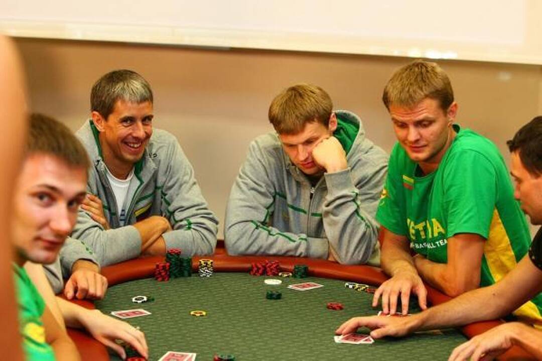 G.Gusto žmona prie pokerio stalo pranoko visus krepšininkus