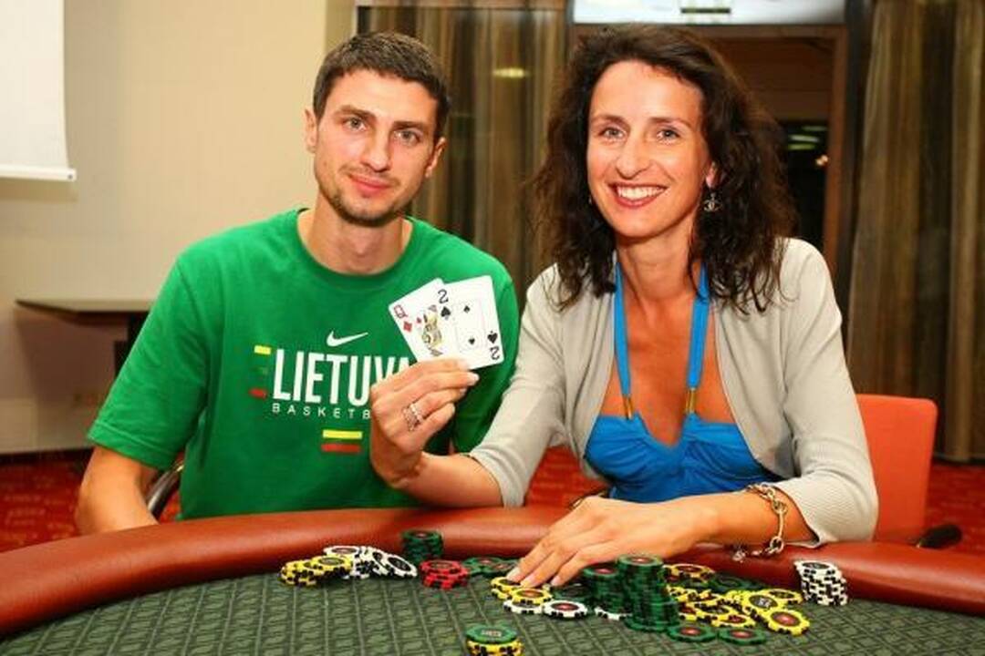G.Gusto žmona prie pokerio stalo pranoko visus krepšininkus