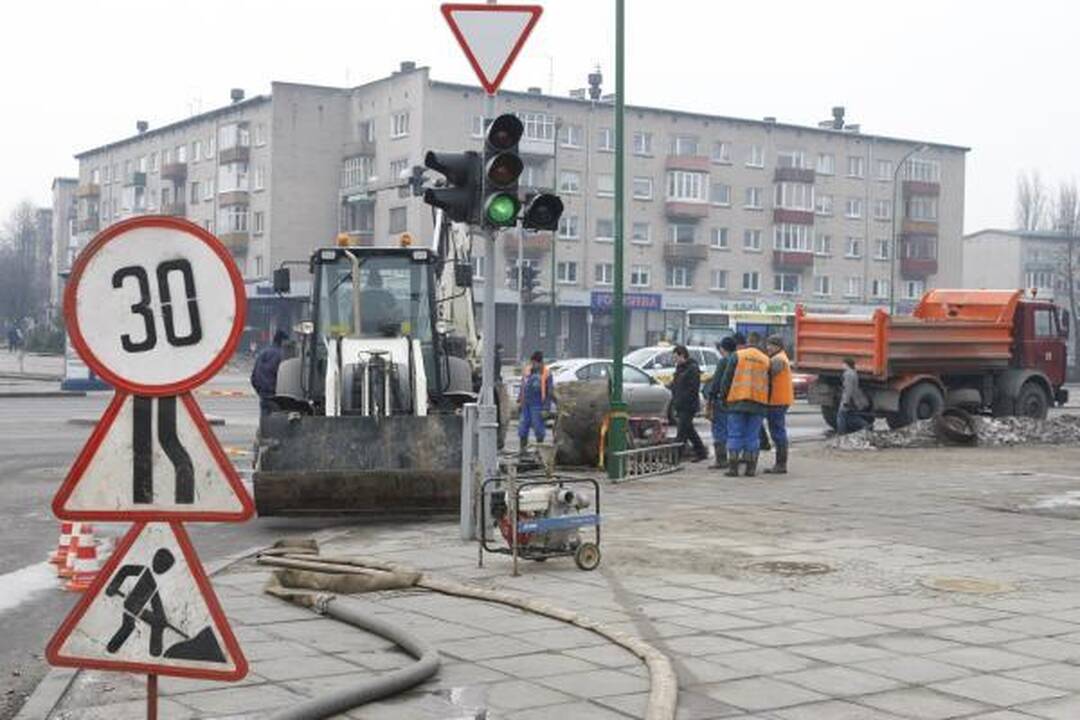 Taikos prospekte – vandentiekio avarija