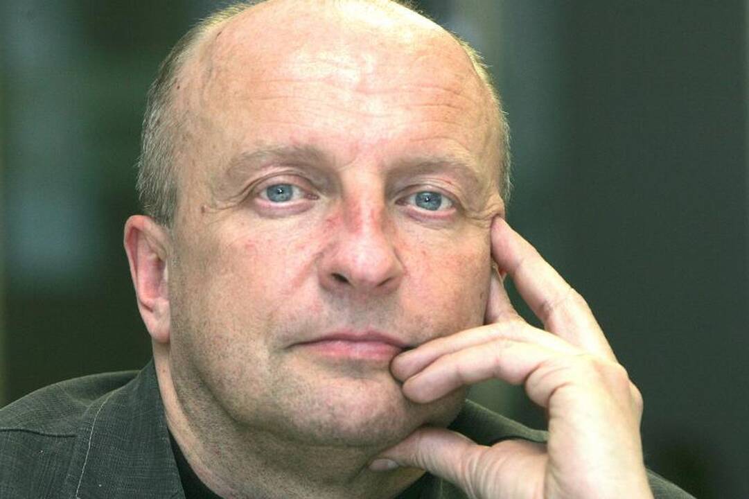 Apšildančioji     balalaikų     grupė   