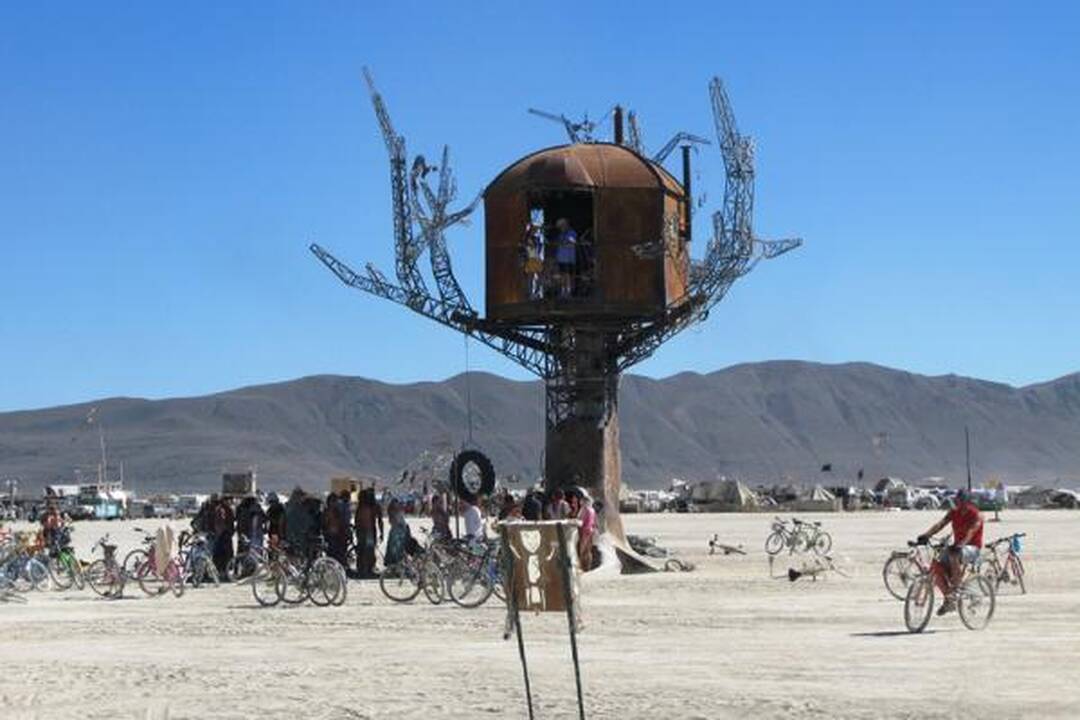 Lietuviai „Burning Man“ festivalio dalyvius vaišins bulviniais blynais