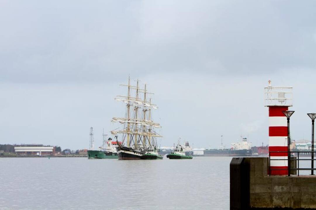 Klaipėda sulaukė burlaivio „Kruzenštern“