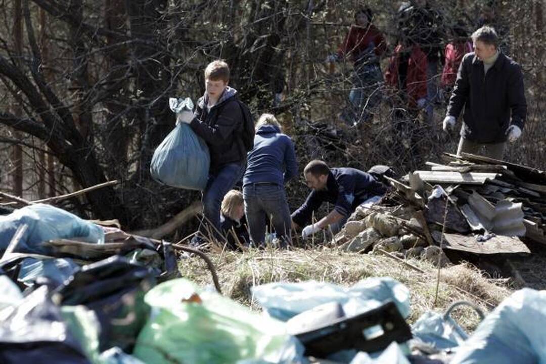 Aplinkos tvarkymo akcijos "Darom" metu rasti du lavonai