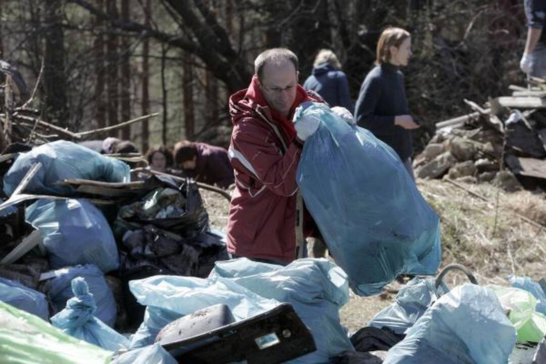 Aplinkos tvarkymo akcijos "Darom" metu rasti du lavonai
