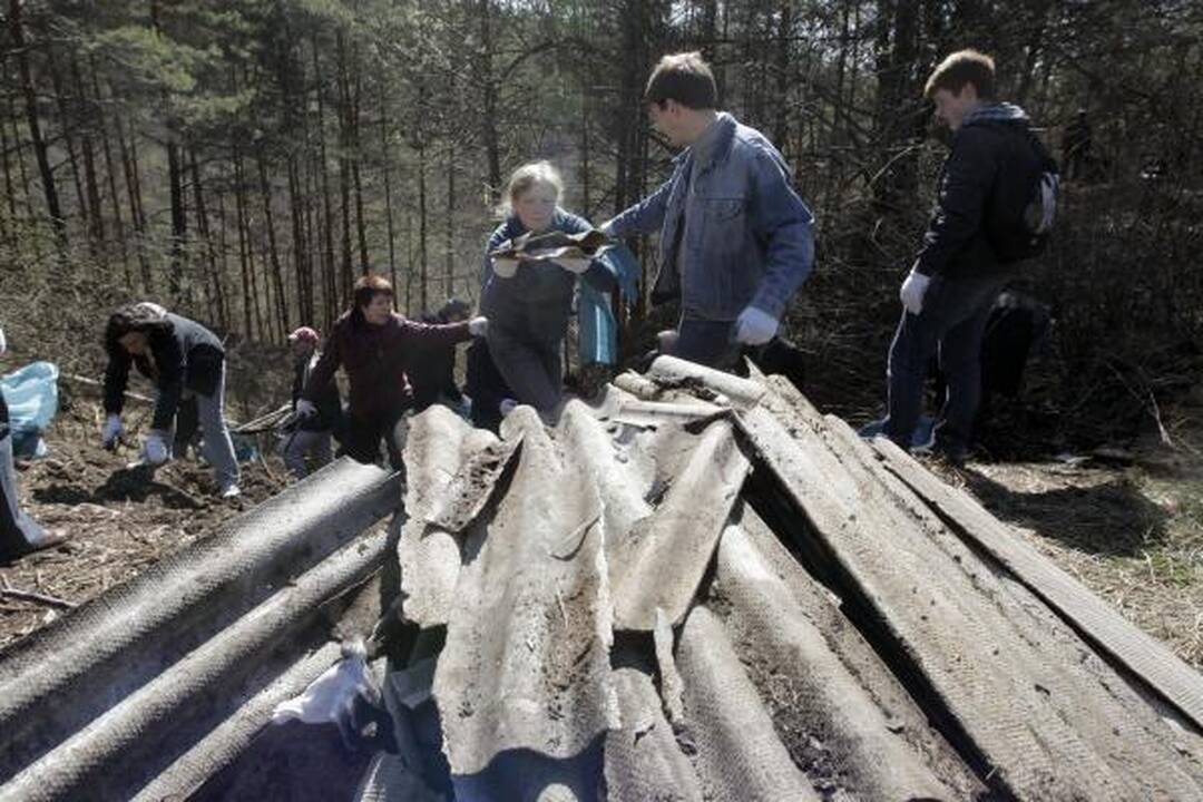 Aplinkos tvarkymo akcijos "Darom" metu rasti du lavonai