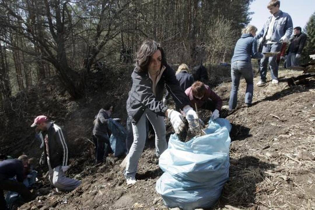 Aplinkos tvarkymo akcijos "Darom" metu rasti du lavonai