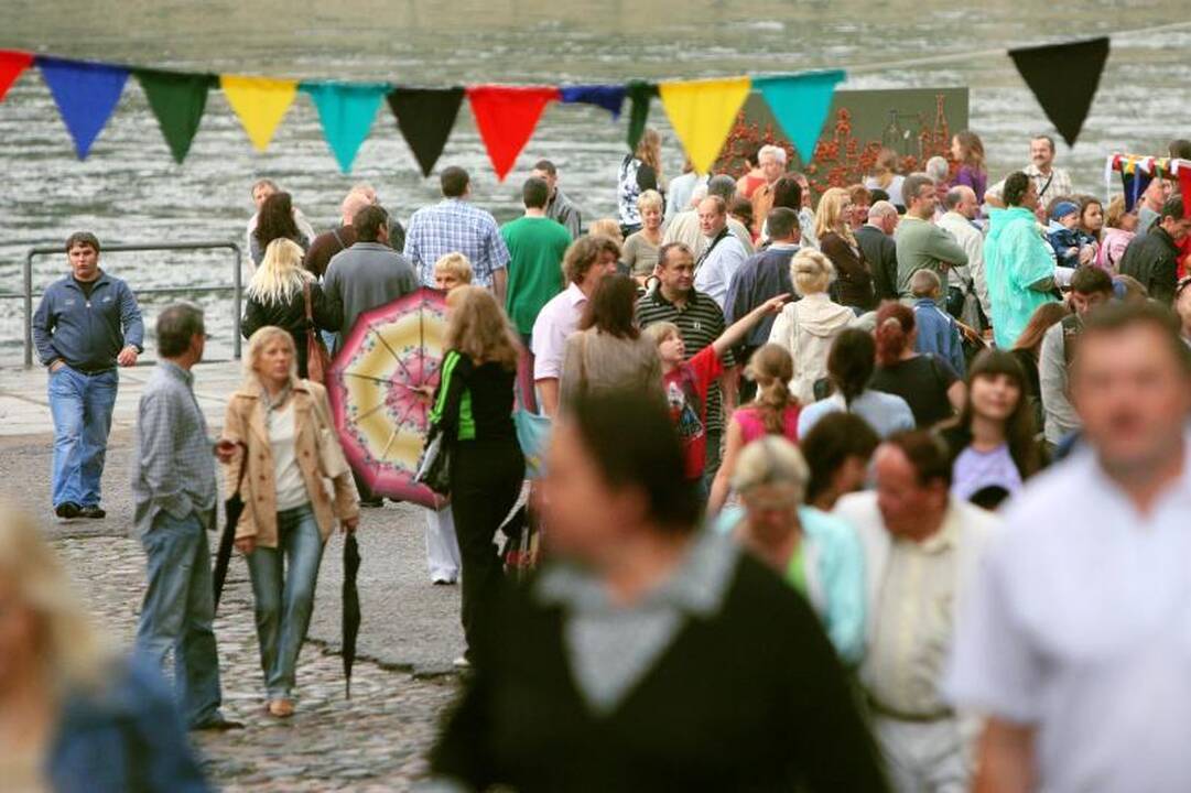 Hanzos dienų akcentai - naktinis ugnies šou ir oro balionų fiesta