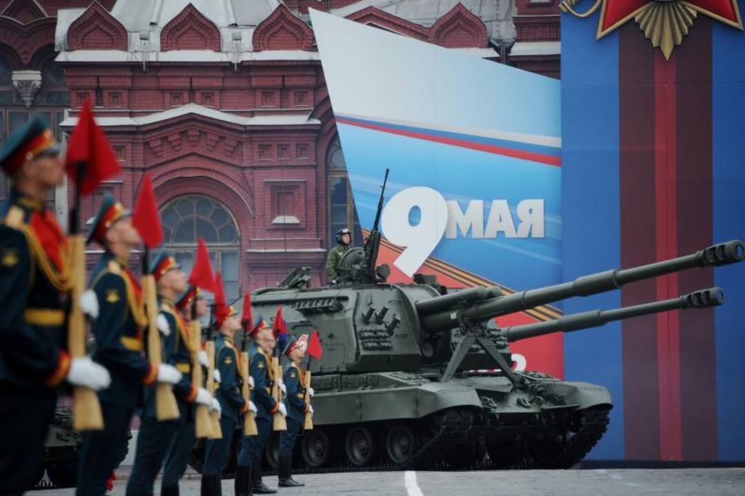 V.Putinas stebėjo Rusijos karinės galios demonstravimą