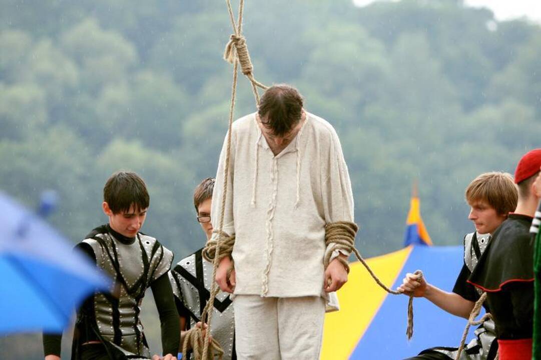 Hanzos dienų akcentai - naktinis ugnies šou ir oro balionų fiesta