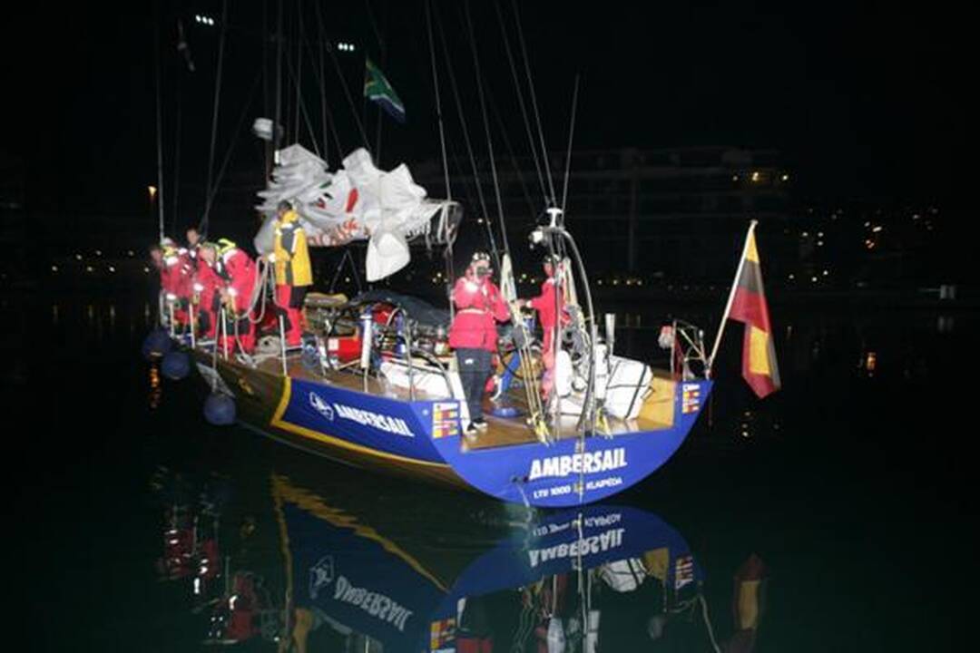 „Ambersail“ įgulai antrąjį etapą padėjo įveikti humoras 
