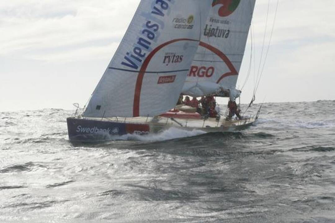 „Ambersail“ įgulai antrąjį etapą padėjo įveikti humoras 